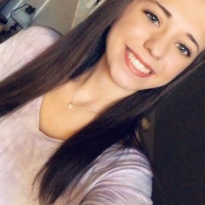 Meet your Posher, Brianna